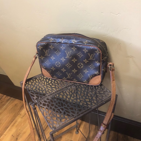 Preloved Auth Louis Vuitton Trocadero crossbody - Picture 2 of 8